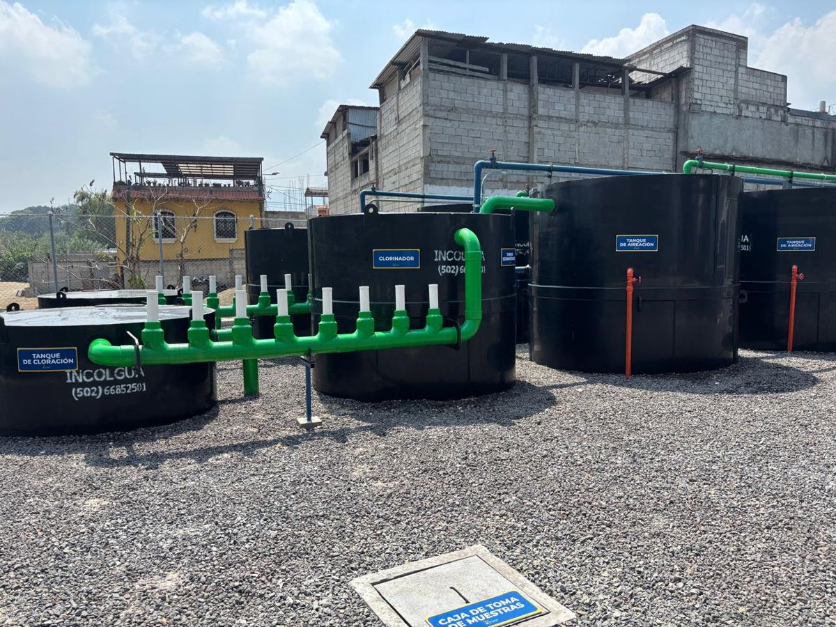Tanque de cloración, clorinador y tanques de aireación